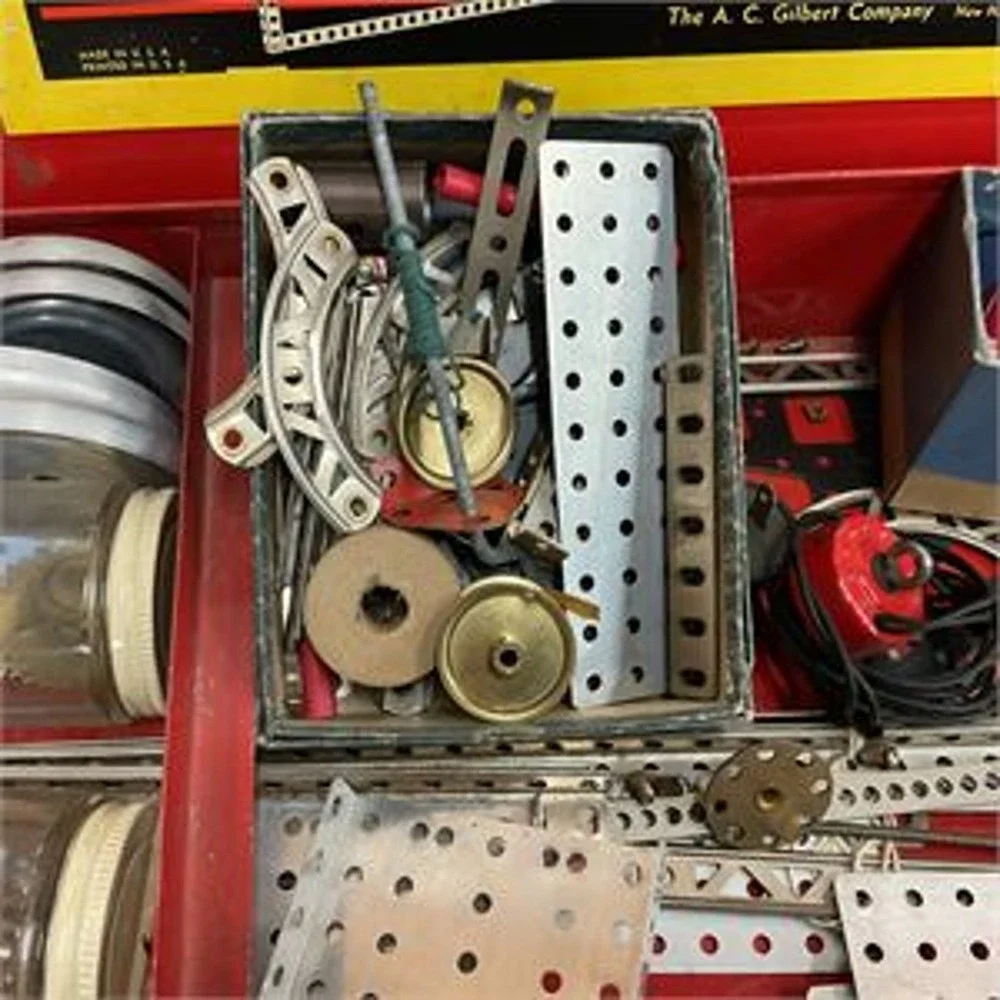 Vintage AC Gilbert Erector Set No 8.5 All-Electric Ferris Wheel Red Metal Box